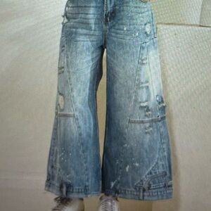 Oli & Hali Distressed Wide-Leg Light Blue Capri Jeans